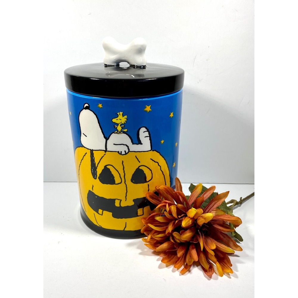 Peanuts Snoopy Halloween Ceramic Cookie Jar Canister Fall Pumpkin Blue Bone Lid